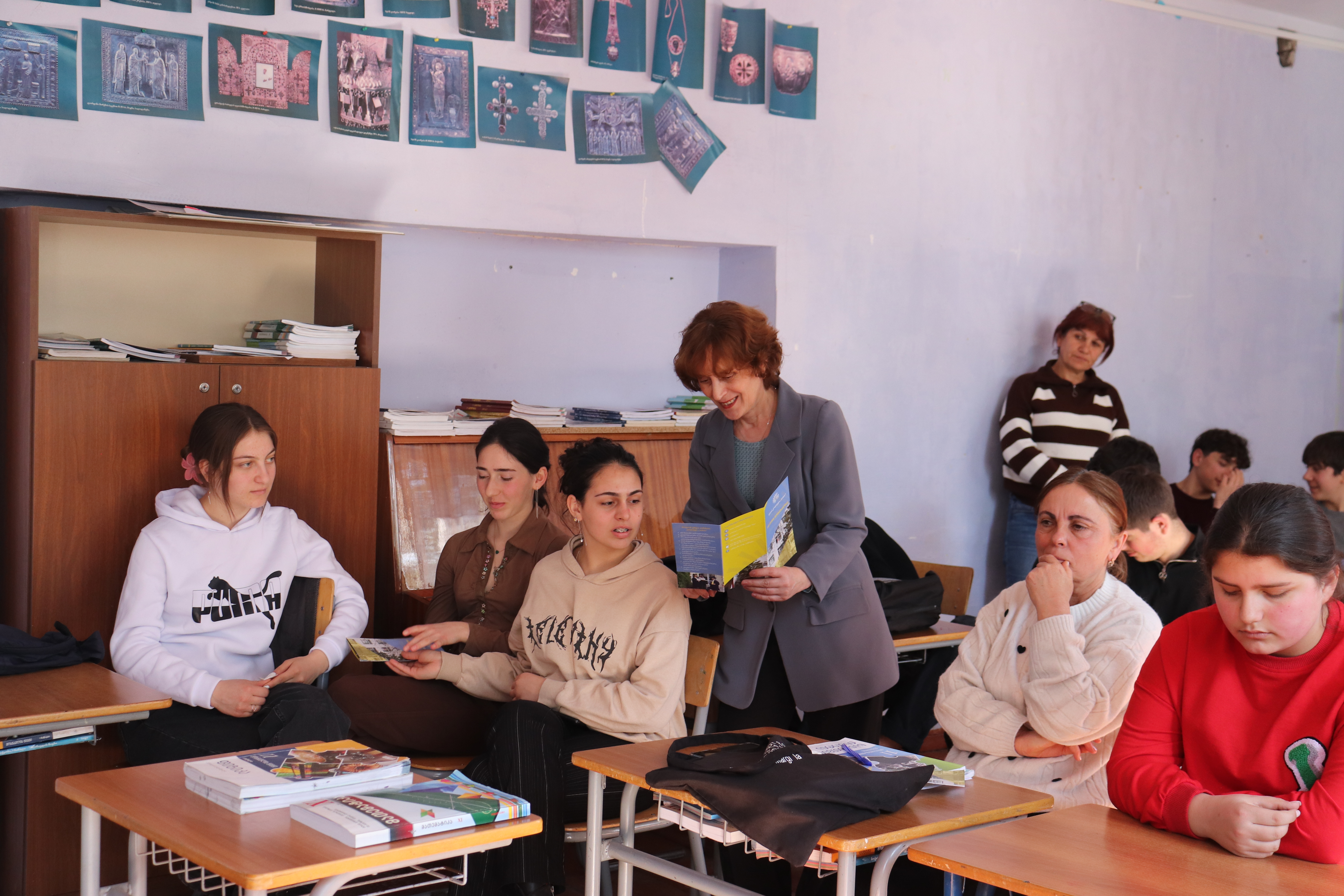 პროფესიული პროგრამების პოპულარიზაციის მიზნით, მზისგულის საჯარო სკოლაში მოსწავლეებთან შეხვედრა გაიმართა